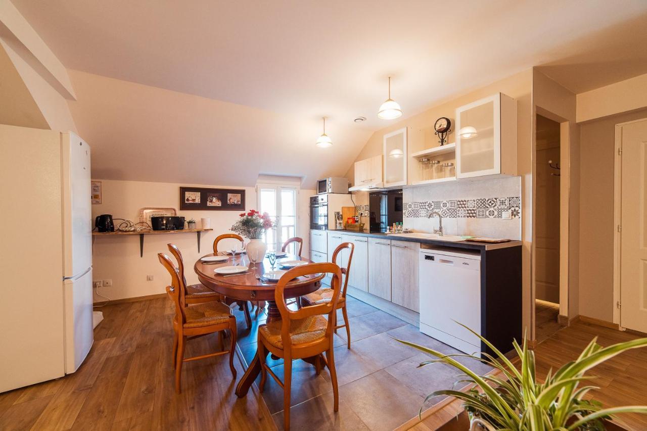 Maison Calme 14 Personnes, Piscine, Jardin Et Parking 布彻瑞斯 外观 照片