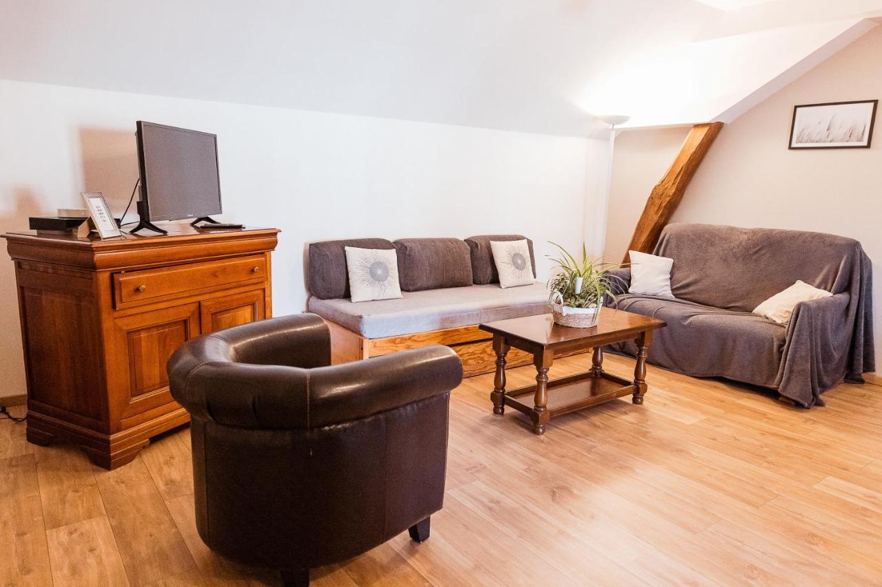 Maison Calme 14 Personnes, Piscine, Jardin Et Parking 布彻瑞斯 外观 照片
