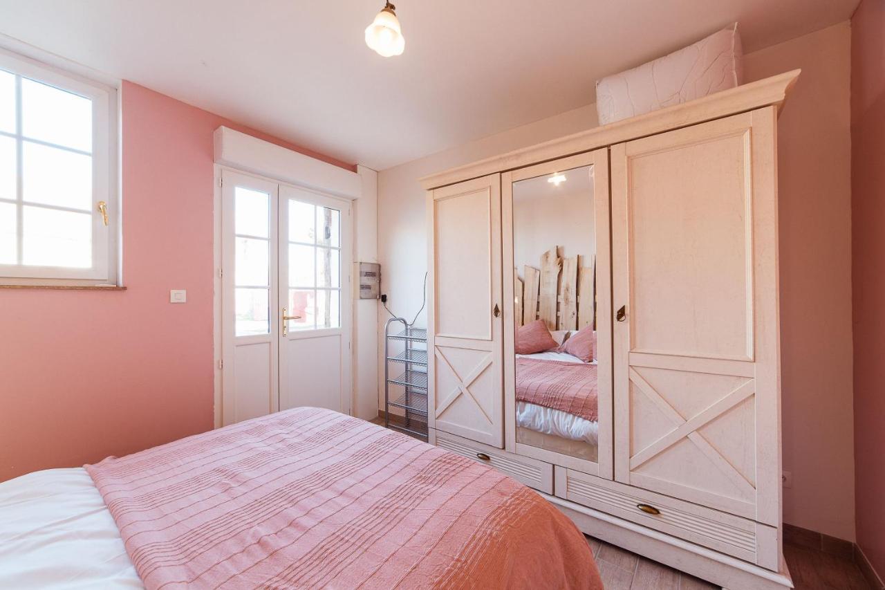 Maison Calme 14 Personnes, Piscine, Jardin Et Parking 布彻瑞斯 外观 照片